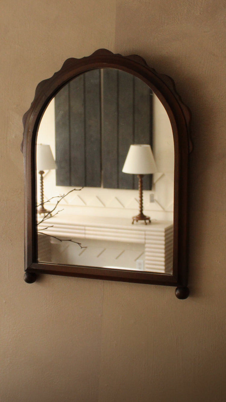 Vintage Scalloped Arch Mirror