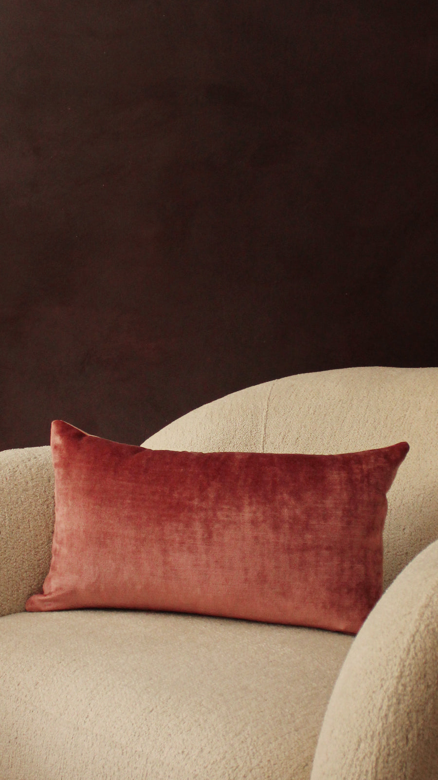 Atrales Pink Velvet Pillow Cover