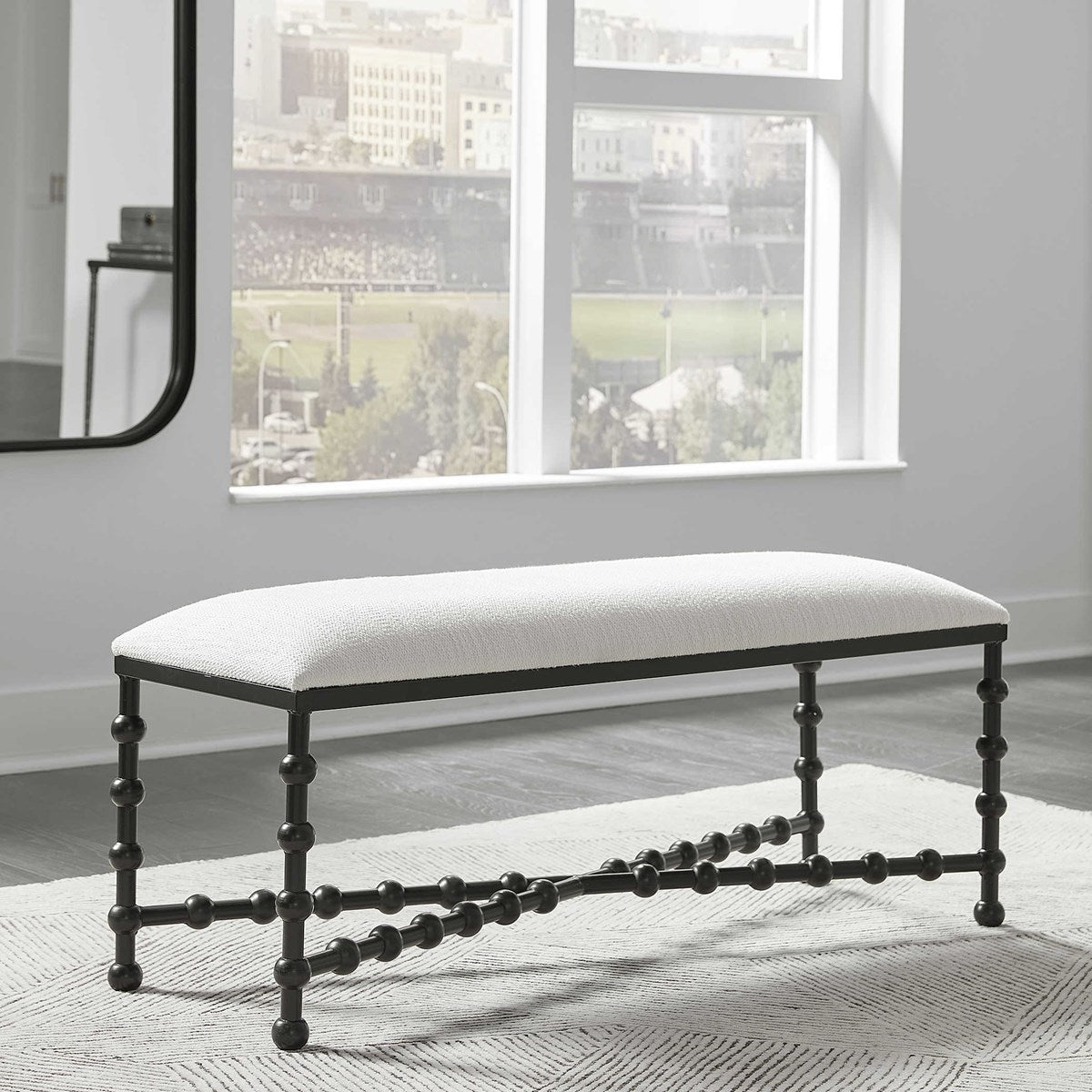 Visanti Bench