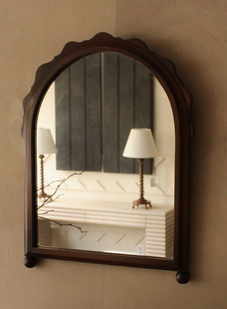 Vintage Scalloped Arch Mirror