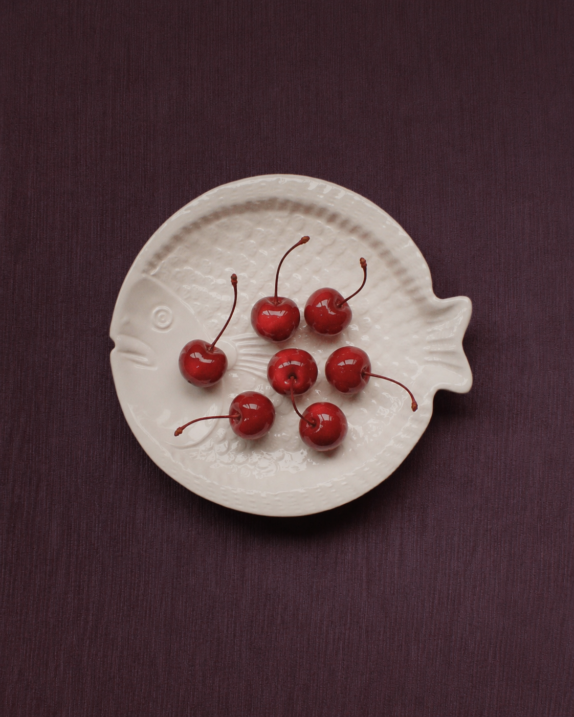Portuguese White Peixe Catchall