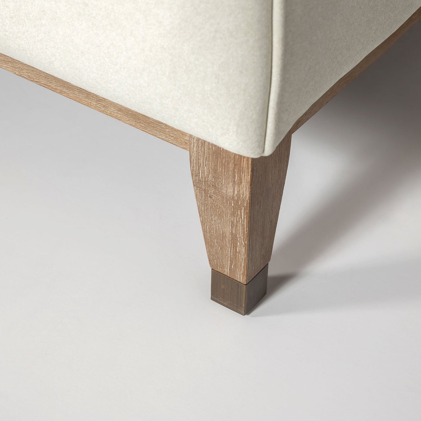 Ellioette Sofa