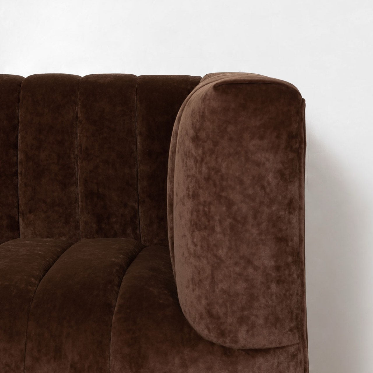 Ellioette Sofa