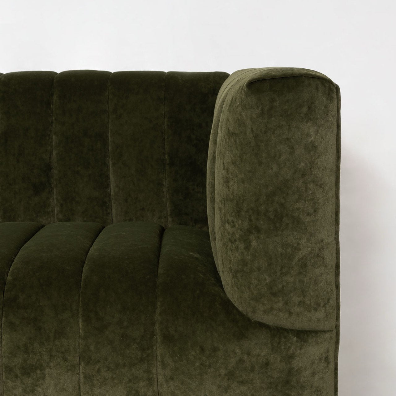 Ellioette Sofa