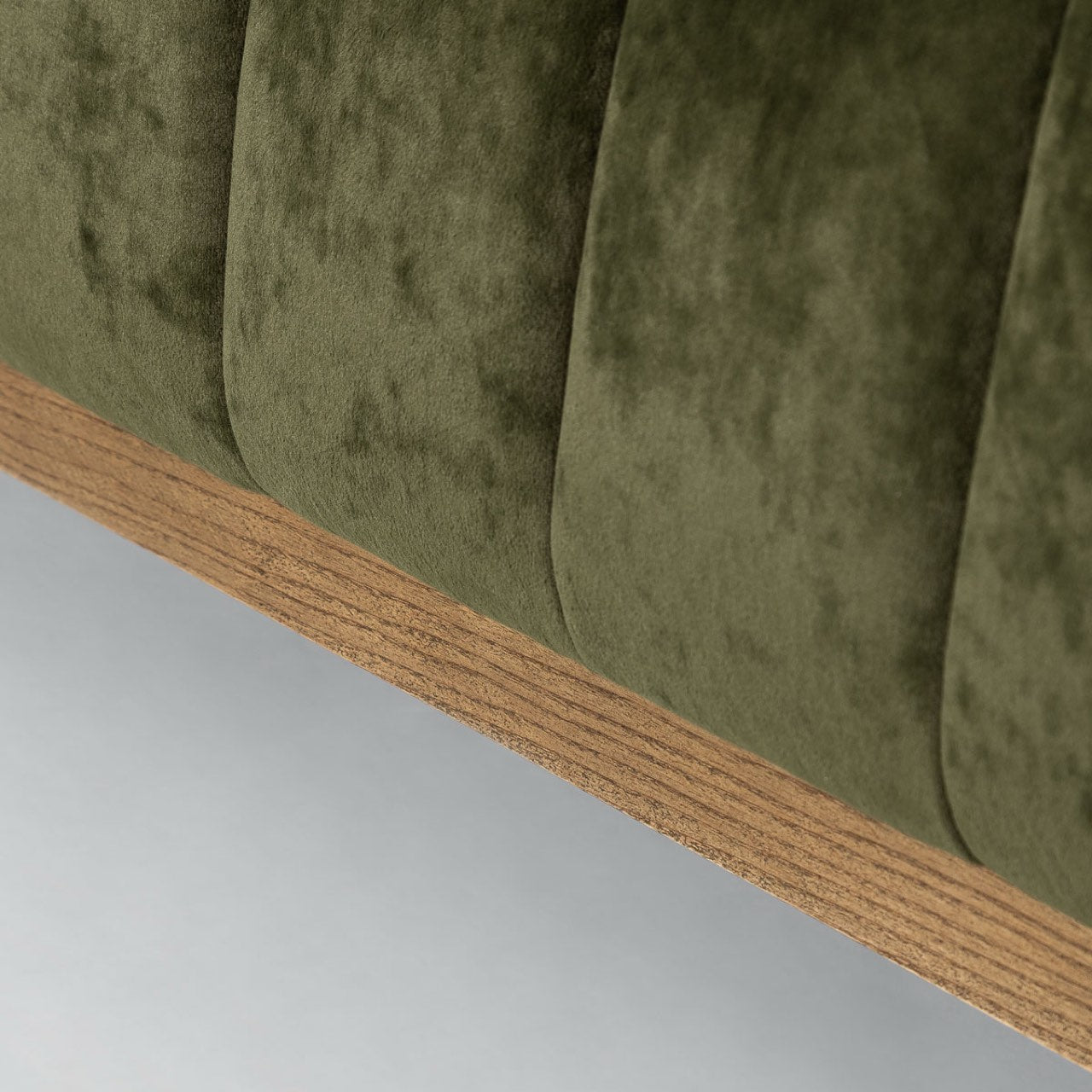 Ellioette Sofa