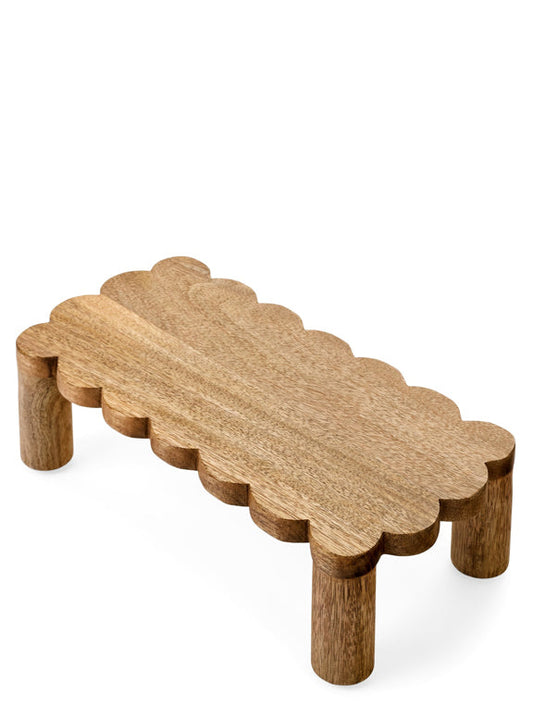Baleira Scalloped Wood Riser