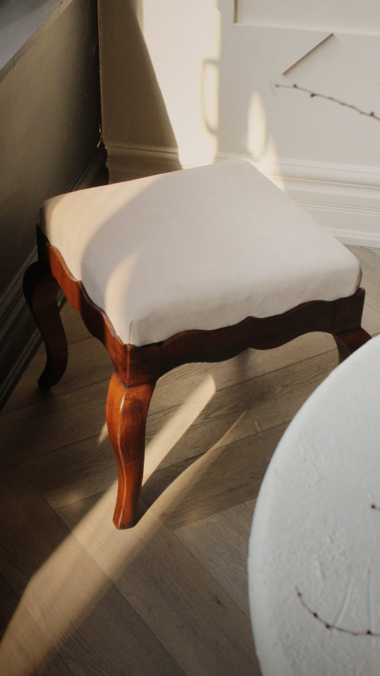 Antique Scalloped Edge Velvet Stool