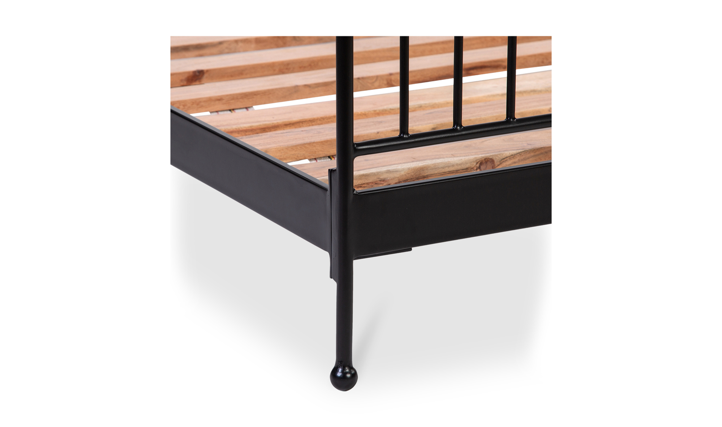 Amento Bed