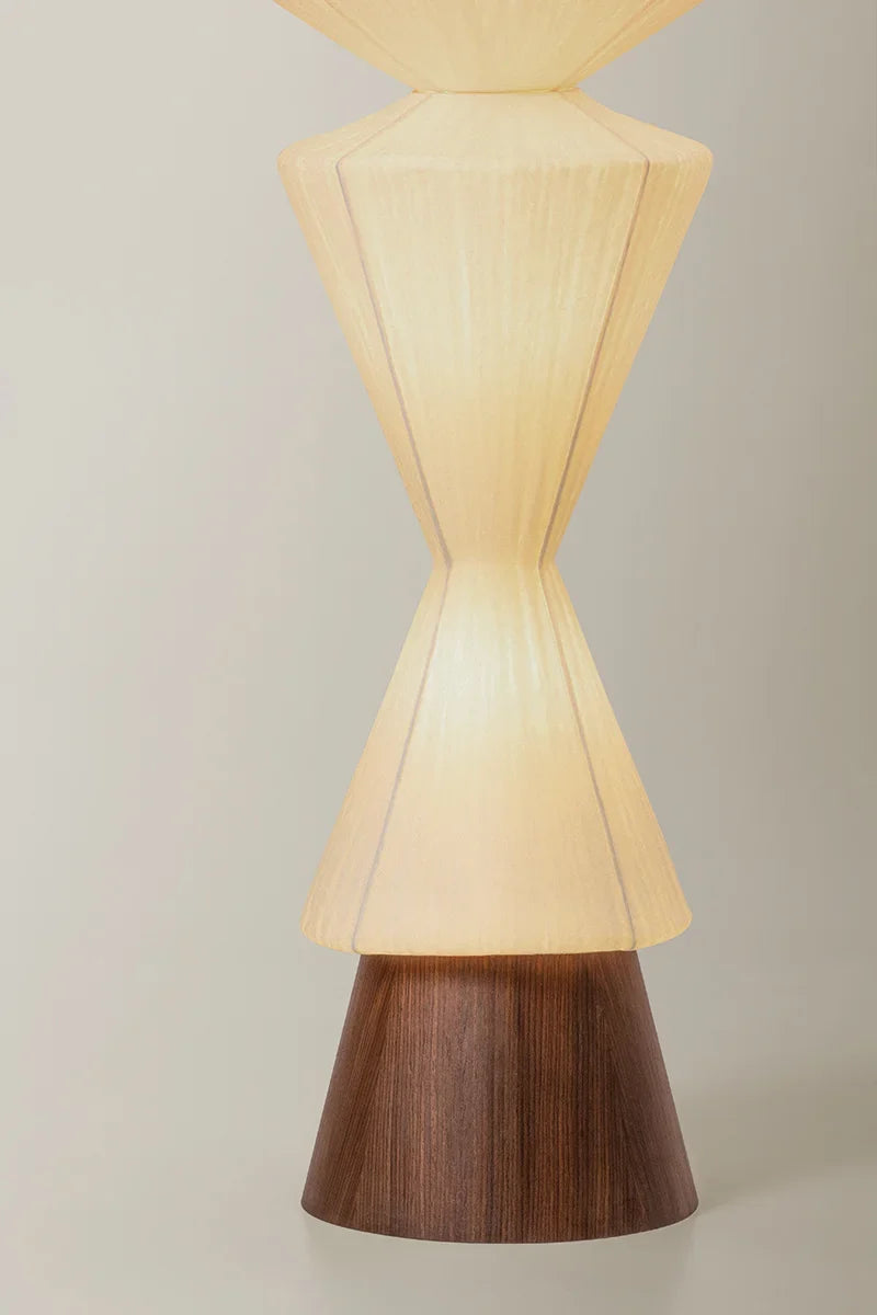 Gaderu Floor Lamp