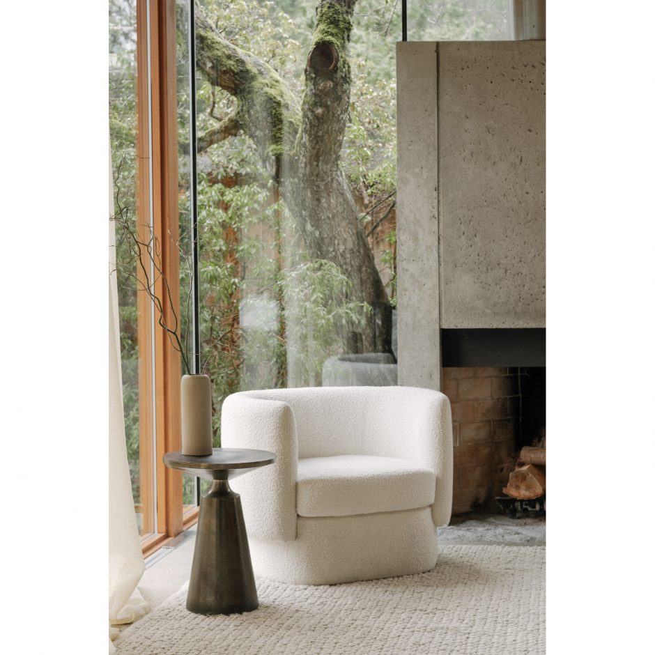 Kosta Accent Chair