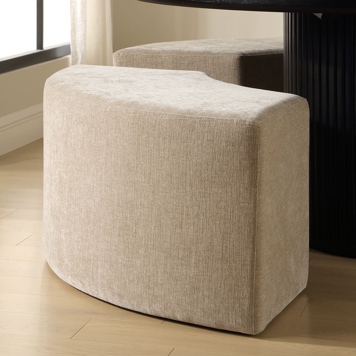 Lucena Demi Lune Bench