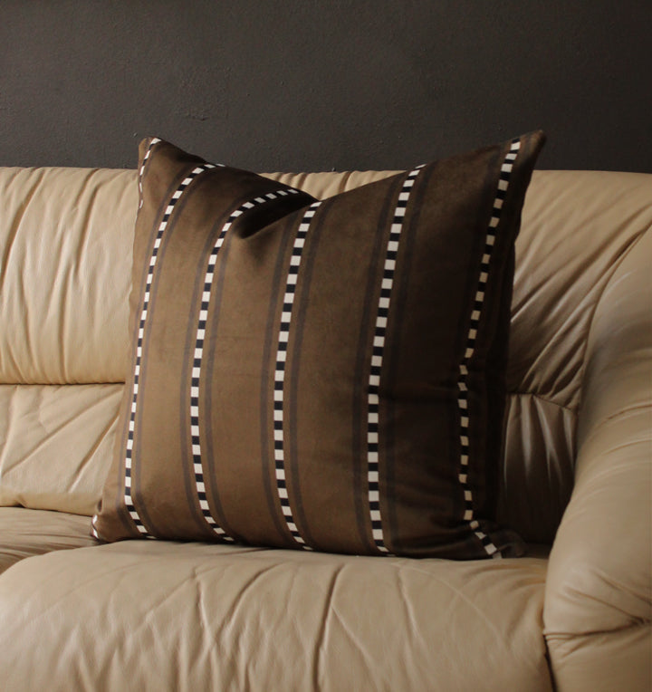 Colcha Pillow Cover