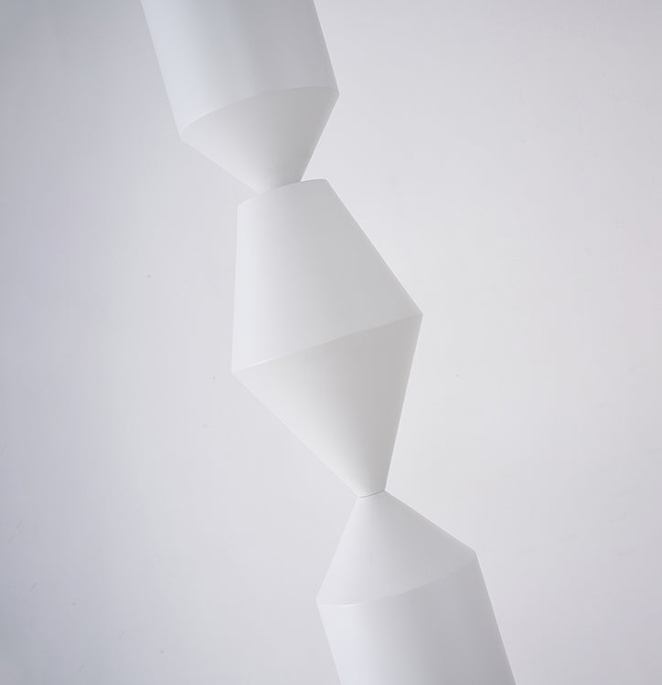 Villamar Floor Lamp