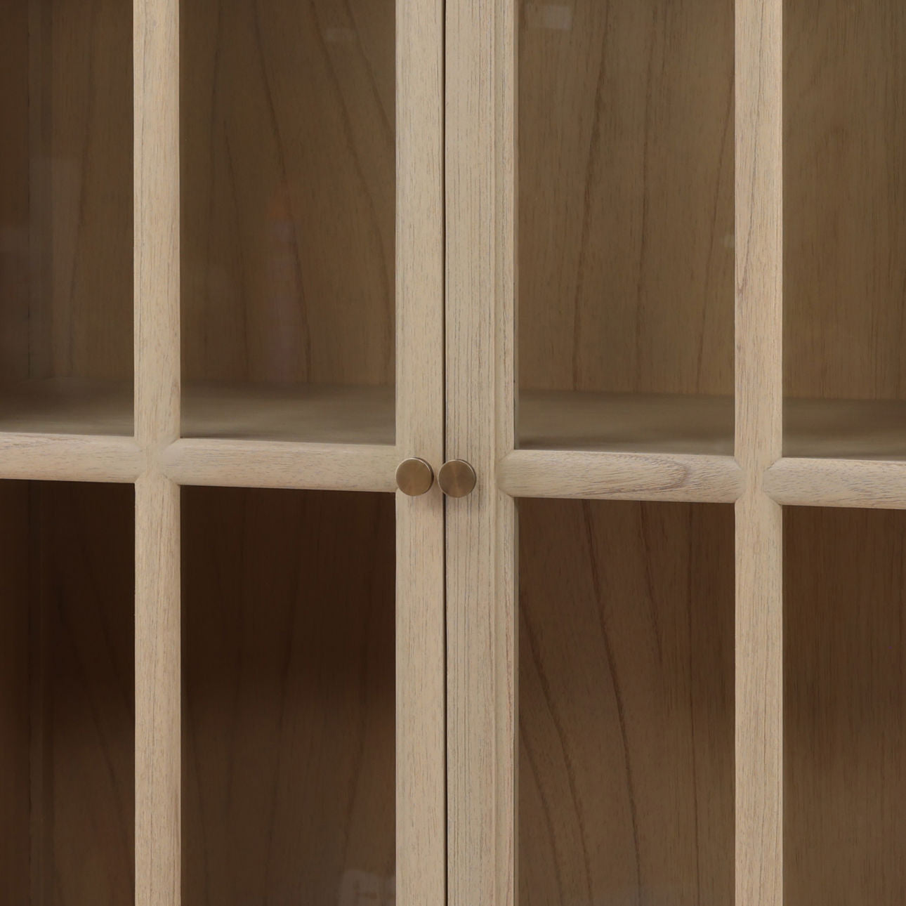 Clermont Cabinet