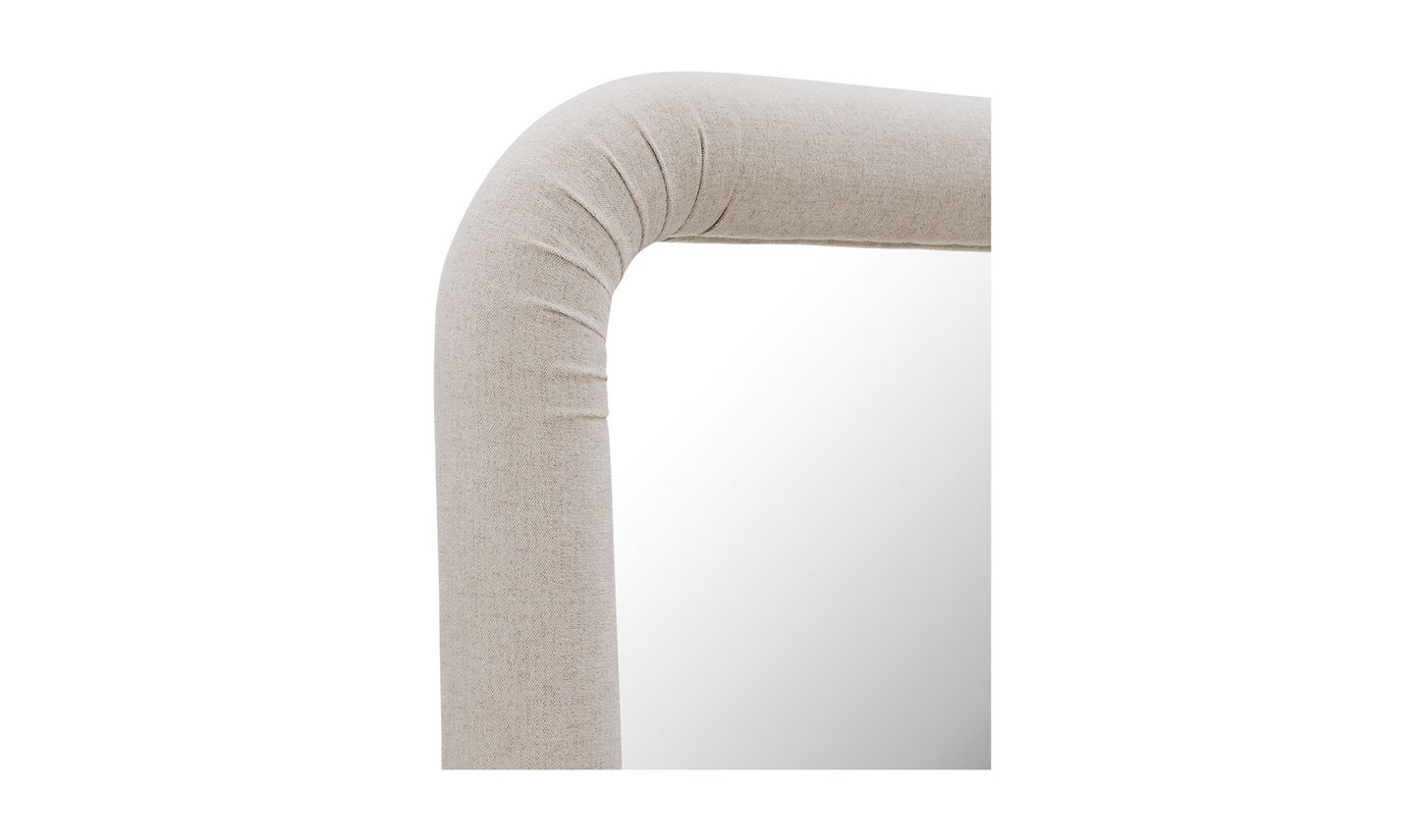 Chavaler Mirror