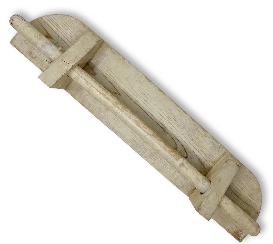 Vintage Folk Art Towel Bar