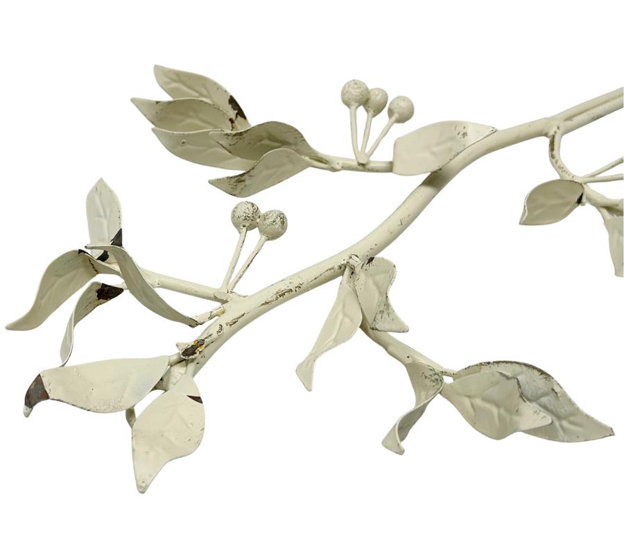 Vintage Rustic Berry & Foliage Metal Wall Sconce