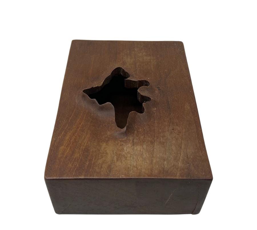 1982 Lidded Wooden Box