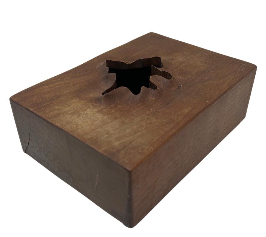 1982 Lidded Wooden Box