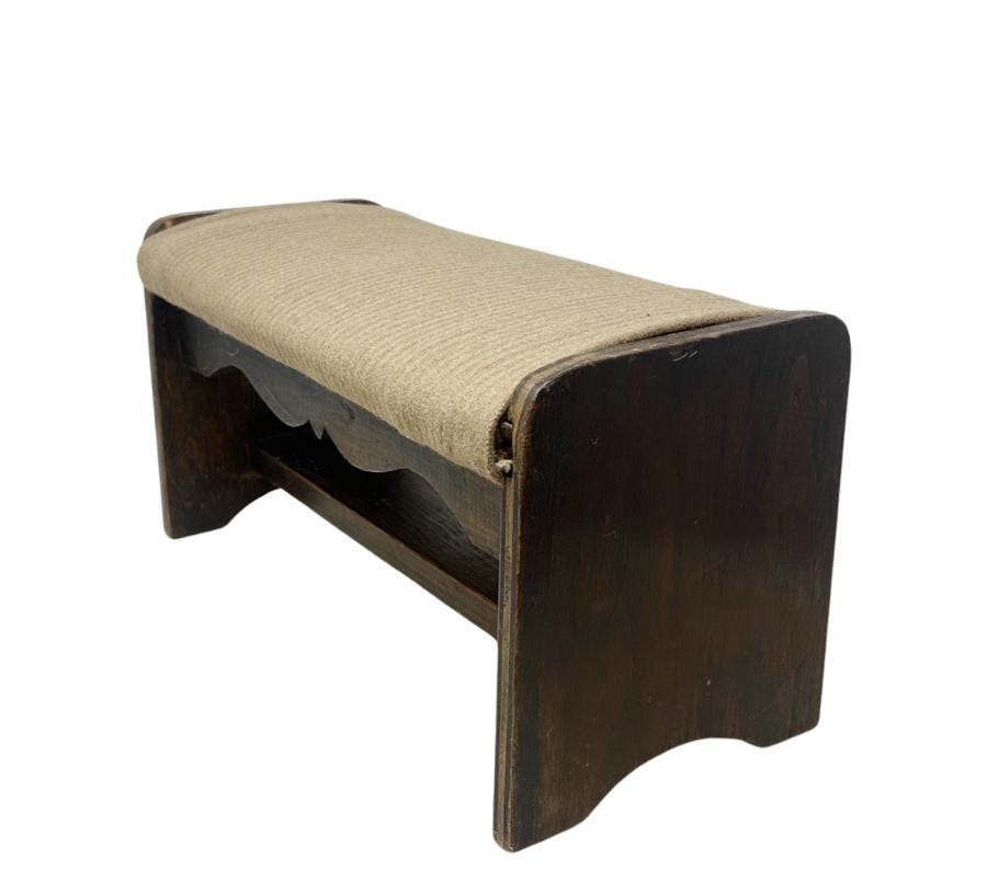 Vintage Scalloped Wooden Foot Stool