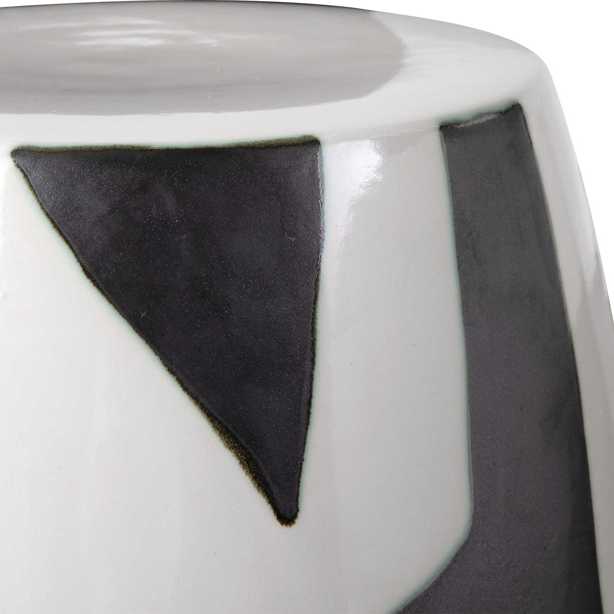 Figure Accent Table