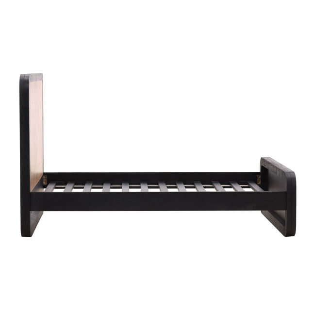Sarnella Bed